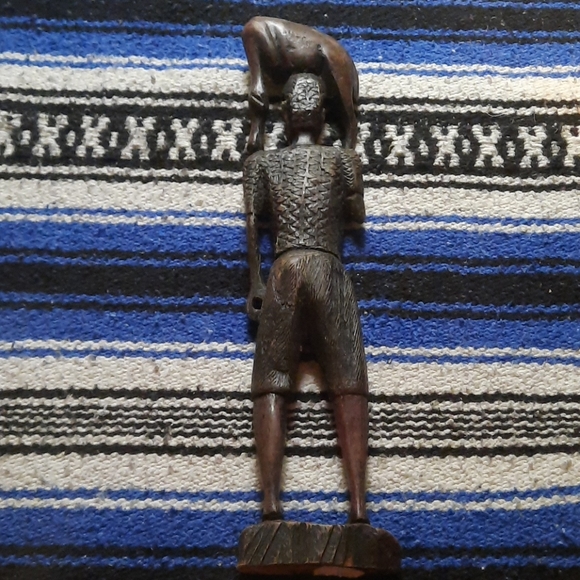 WOOD  CARVED ITEM ON WOOD BASE. - Picture 4 of 7